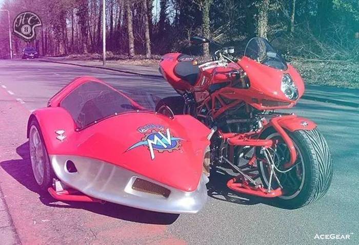 意大利品牌 MV Agusta