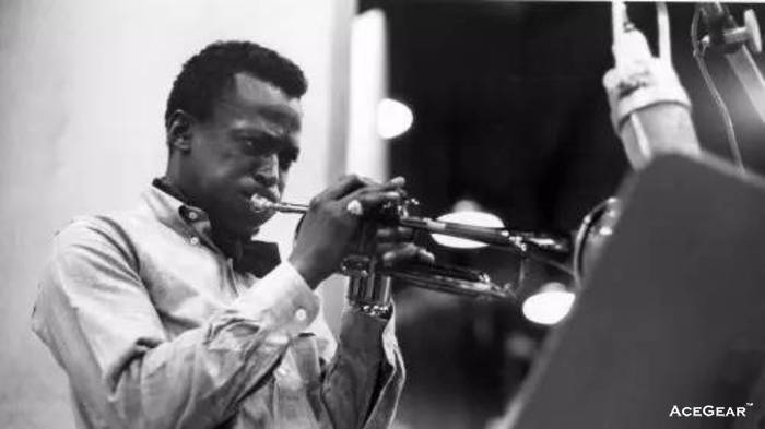 OCBD衬衫从正式到休閒的搭配，由上到下分别是Cary Grant、Woody Allen和Miles Davis。